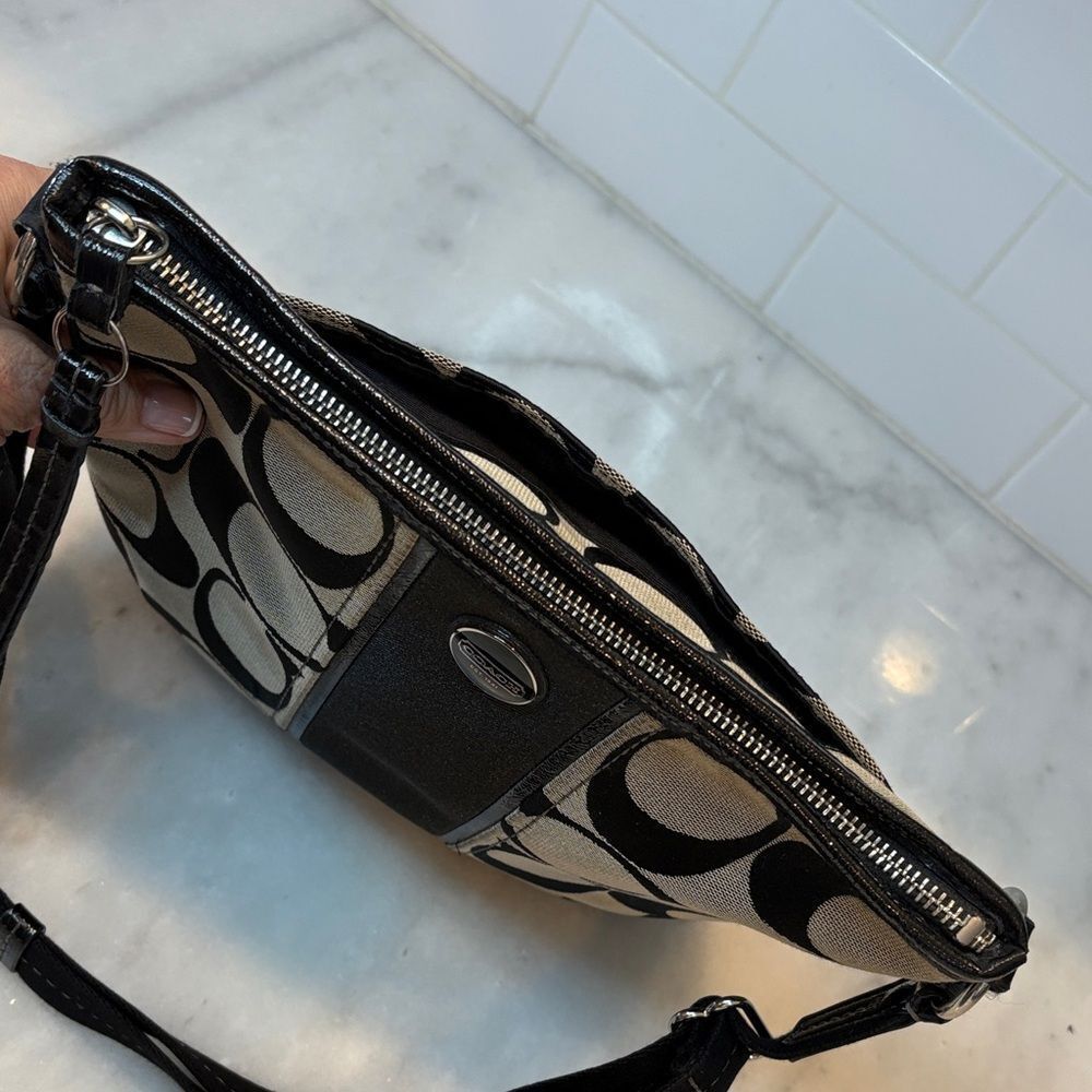 Coach Crossbody Bag Purse Handbag Signature Stripe Swing Pack Messenger Bag - Picture 10 of 16